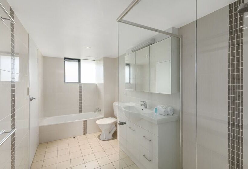 דירת 3 חדרים נוף לים, Solnamara Beachfront Apartments