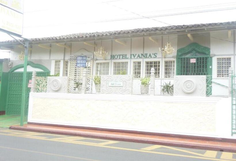 اتاق استاندارد سه نفره, Ivania´s