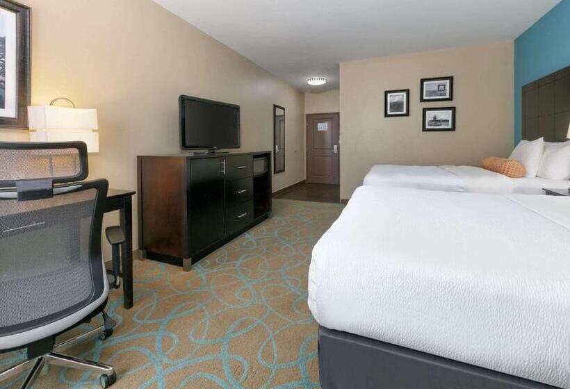 Номер Стандарт Адаптированный для Инвалидов, La Quinta By Wyndham Clinton Historic Route 66