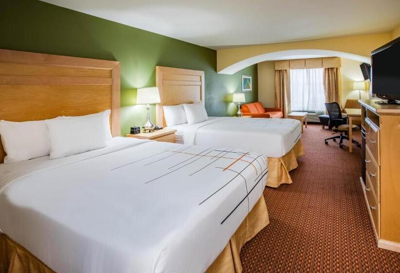 Люкс Повышенной Комфортности, La Quinta By Wyndham Rochester Mayo Clinic Area South