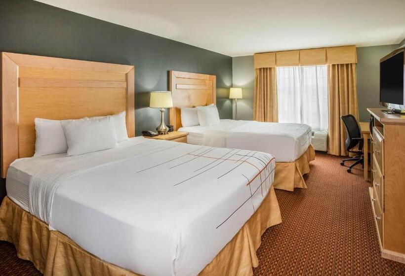 Номер Стандарт, La Quinta By Wyndham Rochester Mayo Clinic Area South
