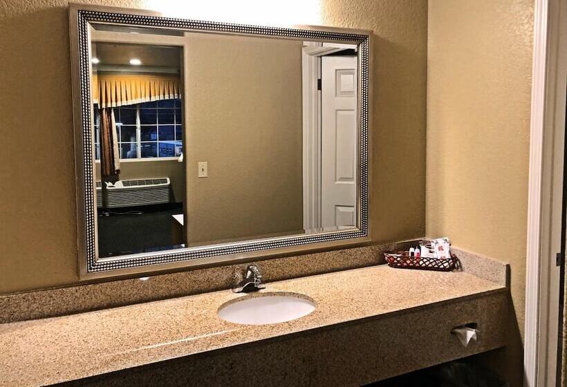Номер Стандарт, Lake Point Lodge