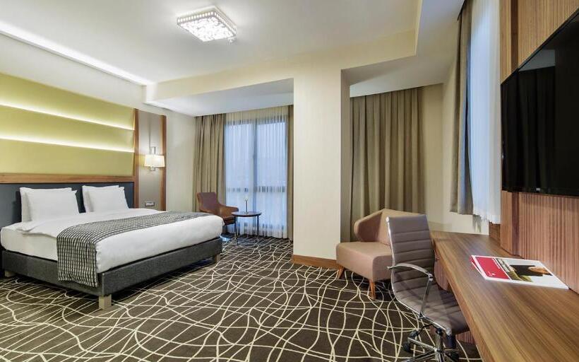 Номер Стандарт, Ramada By Wyndham Elazığ