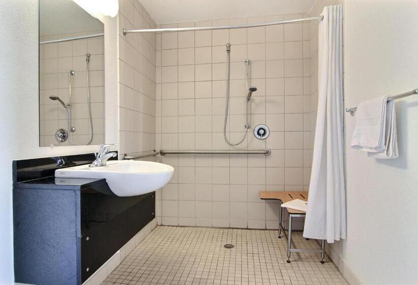 Номер Стандарт Адаптированный для Инвалидов, Motel 6 Farmington, Nm