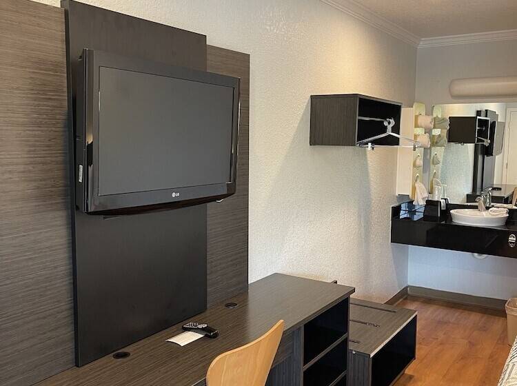 디럭스 룸, Motel 6 Sacramento, Ca   Downtown