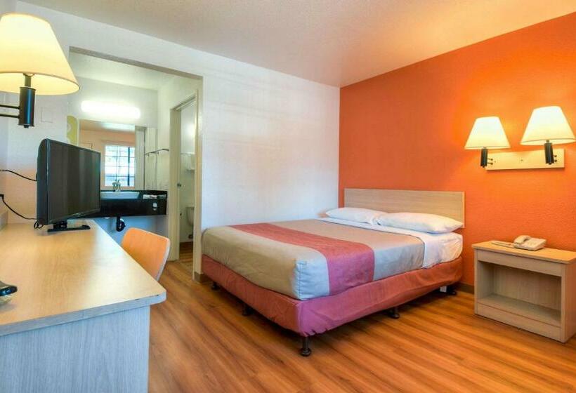 Номер Стандарт Адаптированный для Инвалидов, Motel 6san Dimas, Ca  Los Angeles