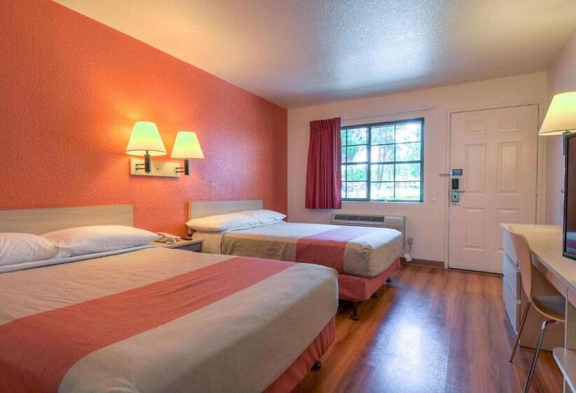 Четырехместный Номер Стандарт, Motel 6san Dimas, Ca  Los Angeles
