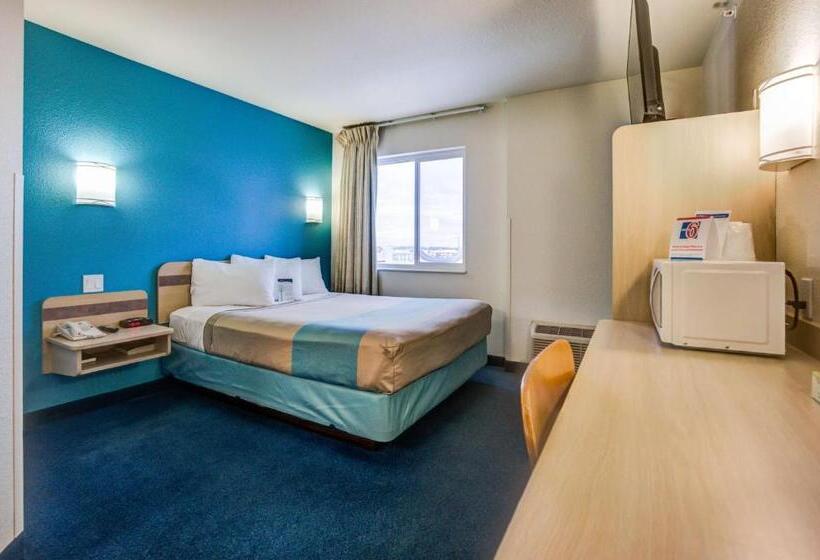 Номер Стандарт Адаптированный для Инвалидов, Days Inn By Wyndham Stony Plain