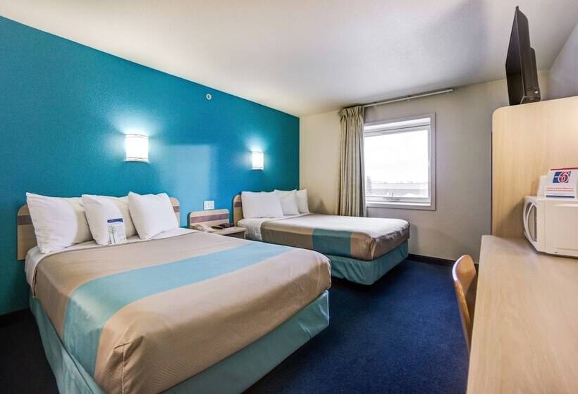 Номер Стандарт 2 Двуспальные Кровати, Days Inn By Wyndham Stony Plain