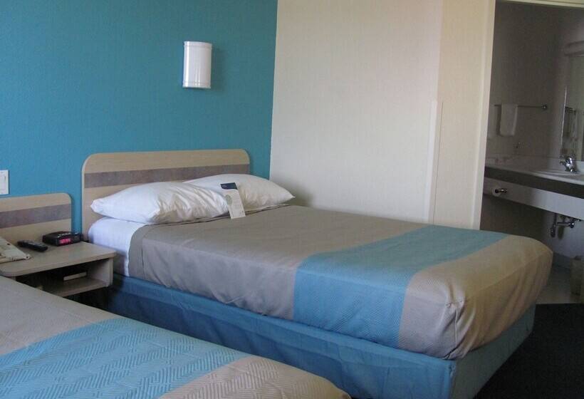 İki Çift Kişilik Yataklı Standart Oda, Days Inn By Wyndham Stony Plain