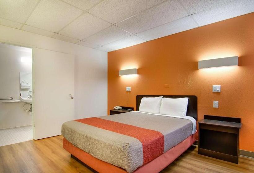 اتاق استاندارد برای معلولان, Motel 6salina, Ks