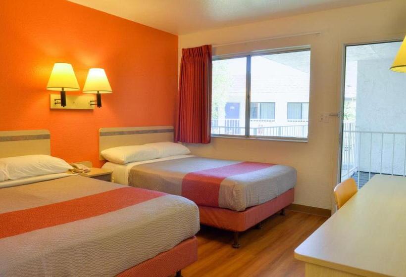 디럭스 4인 룸, Motel 6santa Nella, Ca  Los Banos  Interstate 5