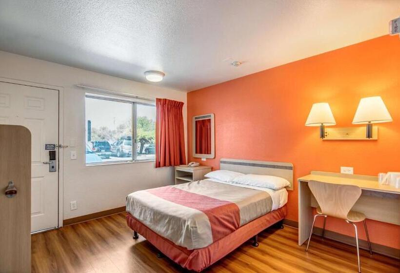 Номер Deluxe, Park Inn By Radisson, Tracy