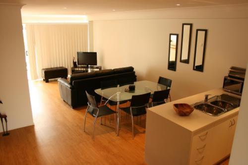 침실 2개 아파트, Alexandra Apartments