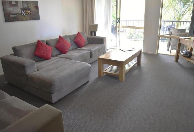 발코니가 있는 2 베드룸 아파트, Beachside Holiday Apartments