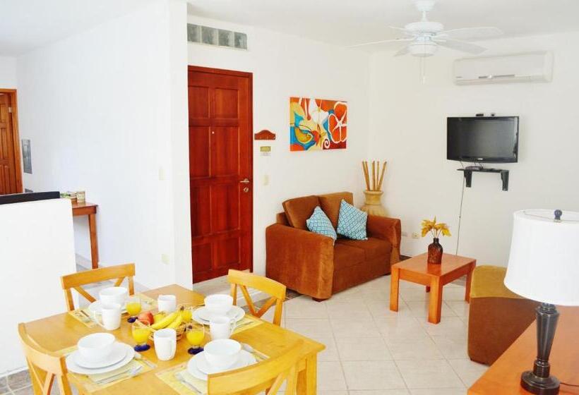 Juniorsviitti Puutarhanäkymä, Corales Suites