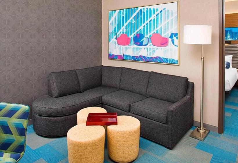 Люкс Кровать Кинг, Aloft Beachwood