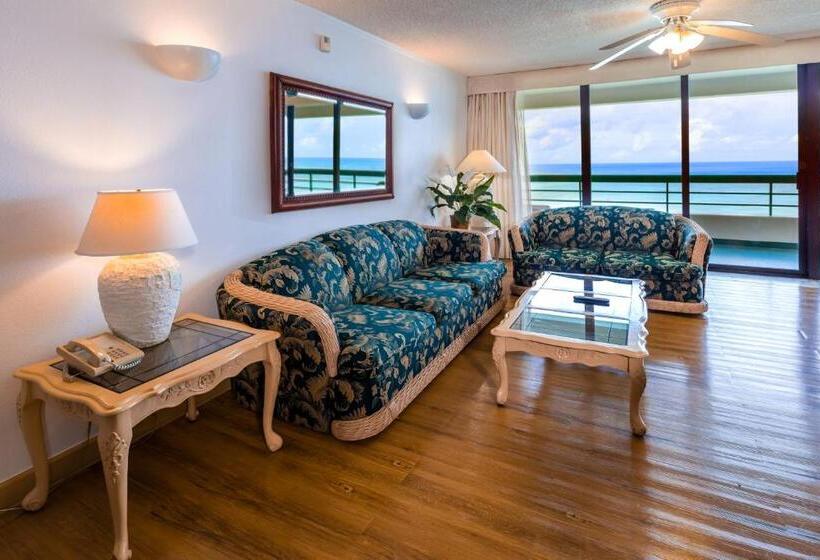 3 Bedroom Suite, Alupang Beach Tower
