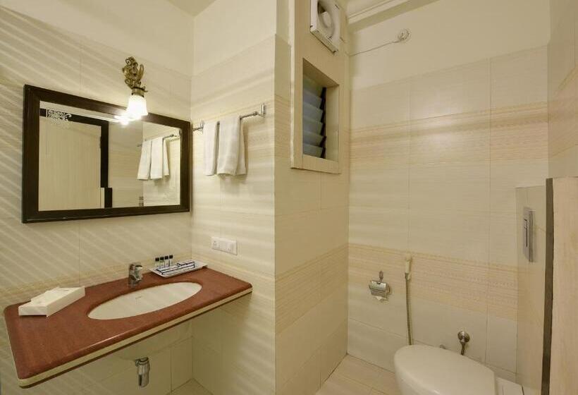 Quarto Deluxe, Bhairavgarh Palace Udaipur