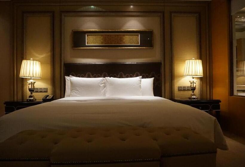 Номер Deluxe Кровать Кинг, Wanda Realm Harbin