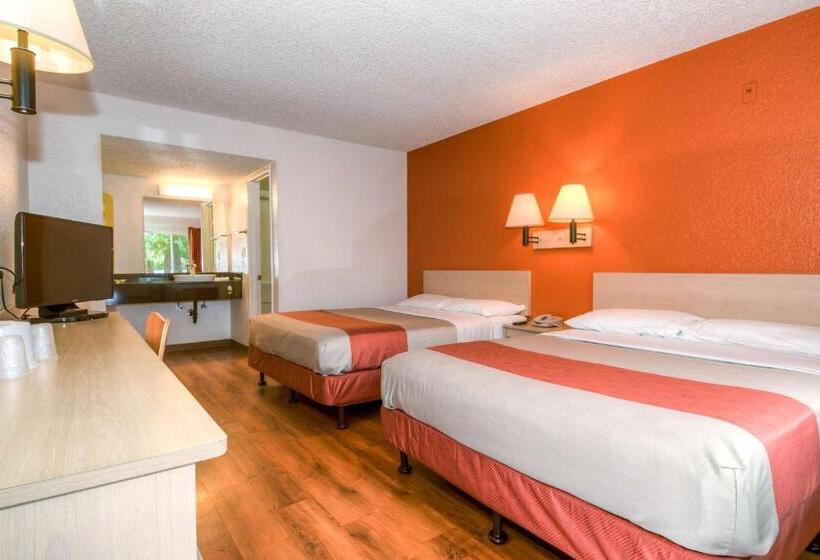 Номер Стандарт Адаптированный для Инвалидов, Motel 6 costa Mesa, Ca