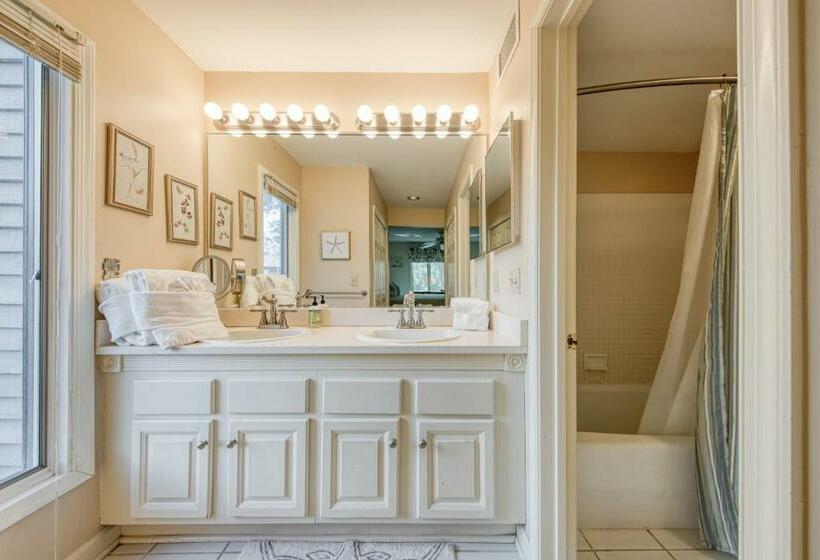 Апартаменты 2 Спальни, 4849 Turtle Cove Villa