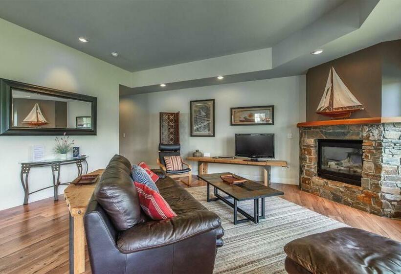 Апартаменты 2 Спальни, Dover Bay  Bayside South