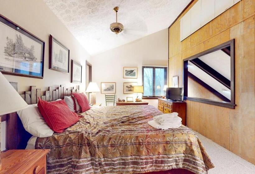 Апартаменты 1 Спальня, Toadstool Retreat