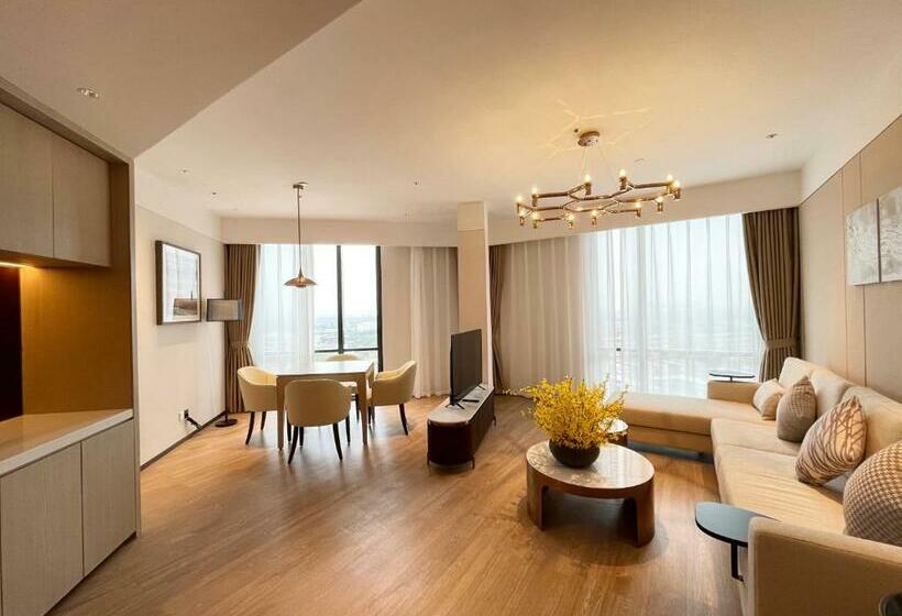 مجموعه ویستا شهر, Kew Green Hotel Hongqiao Shanghai