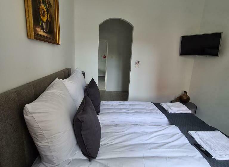 Quarto Estandar Cama King, Sukiennice Międzylesie