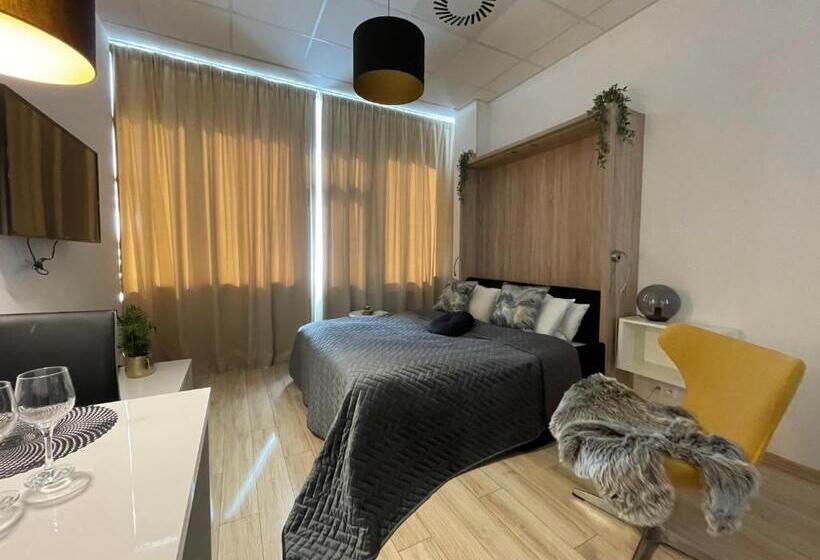 Escritório Estándar, Ale Jerozolimskie Varsovia Apartments