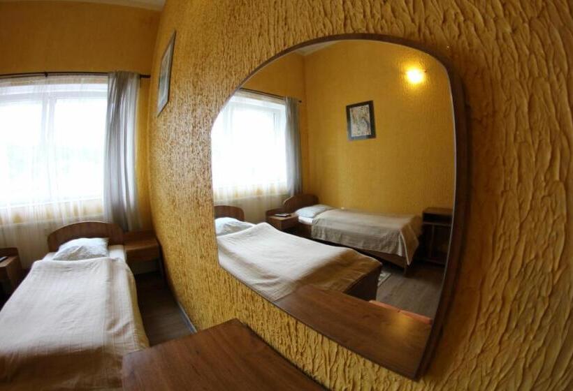 Трехместный Номер Комфорт, Gościniec Głuchołazy Zdrój