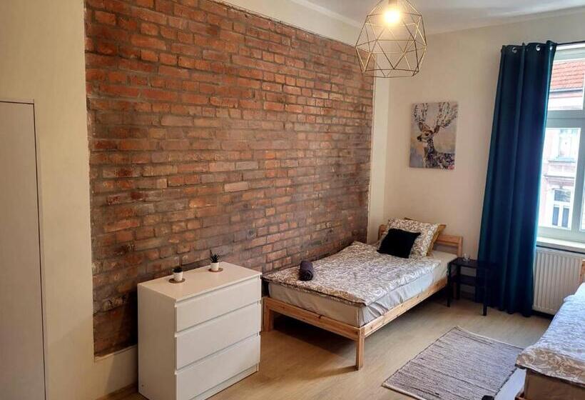 Номер Стандарт, Lemuria Hostel Wrocławska Centrum
