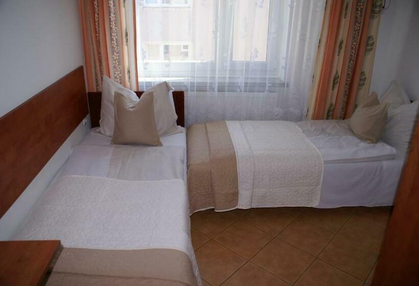 Quarto Estandar, Natural Mielno