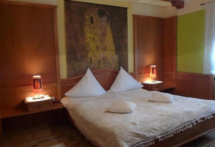 غرفة كلاسيكية, Gościniec Stara Kuźnia