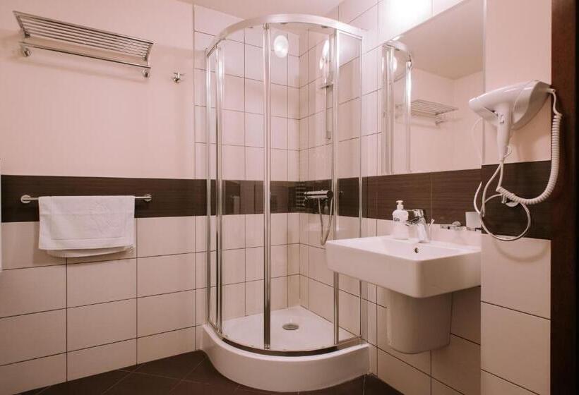 Apartamento 1 Dormitório, Szklane Domy