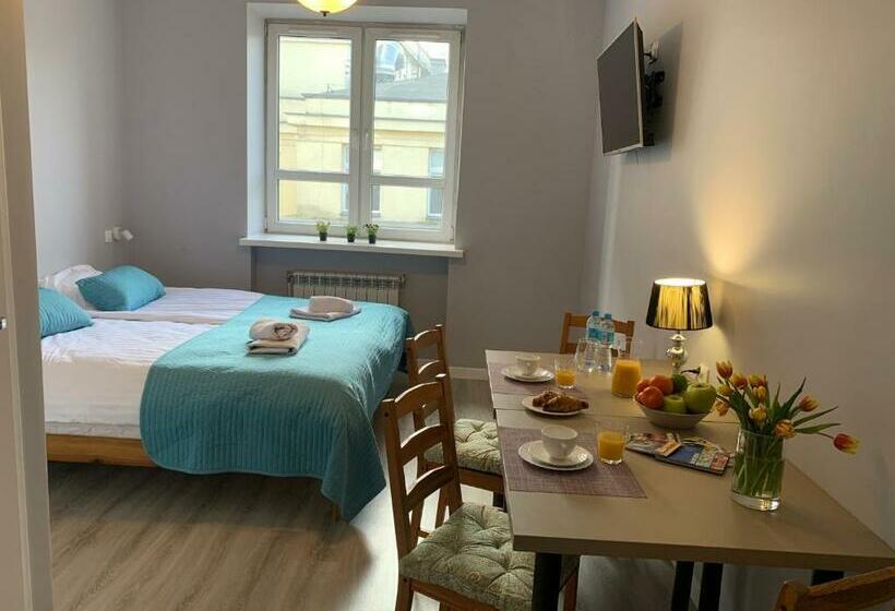 Четырехместный Номер Стандарт, Jasna Hotelik