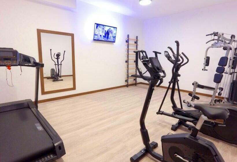 Дом 1 Спальня, Dwór I Dworek Leszczowate Wellness & Spa