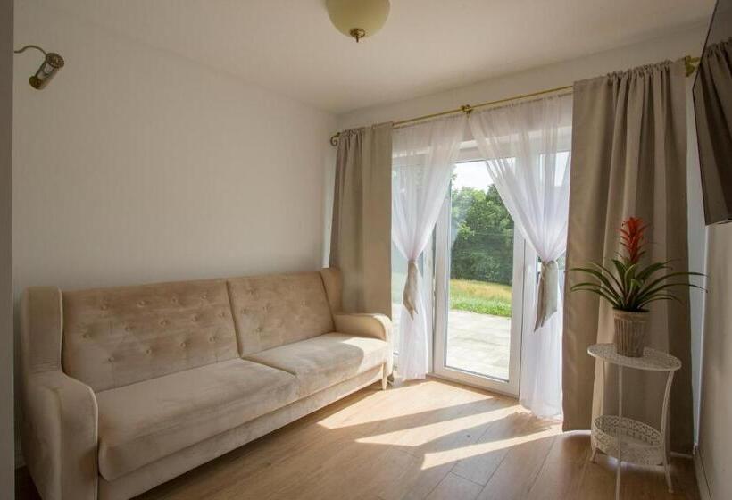 Студио Базик, Dwór I Dworek Leszczowate Wellness & Spa