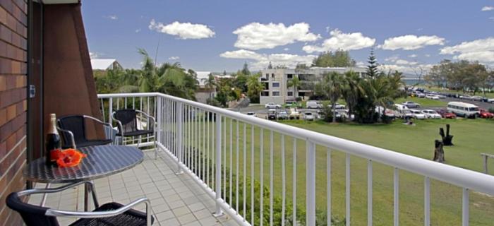 ２ベッドルームアパートメント, Main Beach Apartments