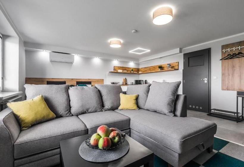 Апартаменты 1 Спальня, Apartamenty Medyka Park