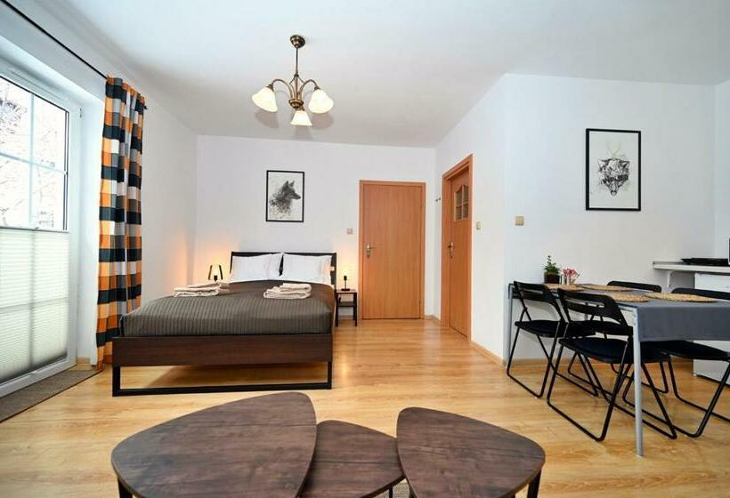 Семейное Студио, Molonówka Guest House