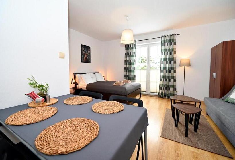 Семейное Студио, Molonówka Guest House