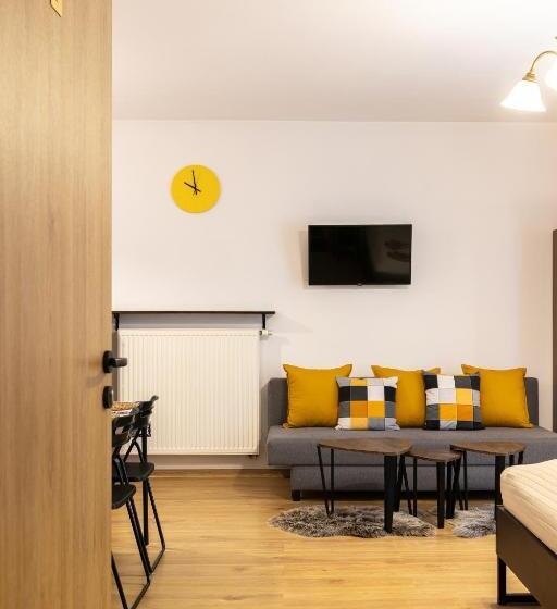 Семейное Студио, Molonówka Guest House