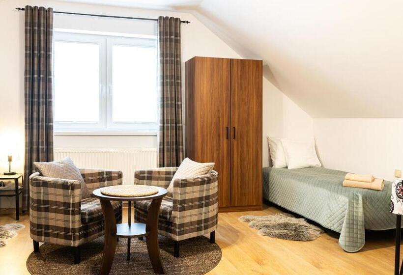Трехместный Номер Superior, Molonówka Guest House