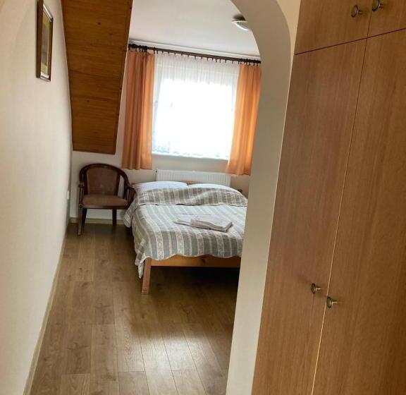 غرفة قياسية, Dom Wczasowy Dorja
