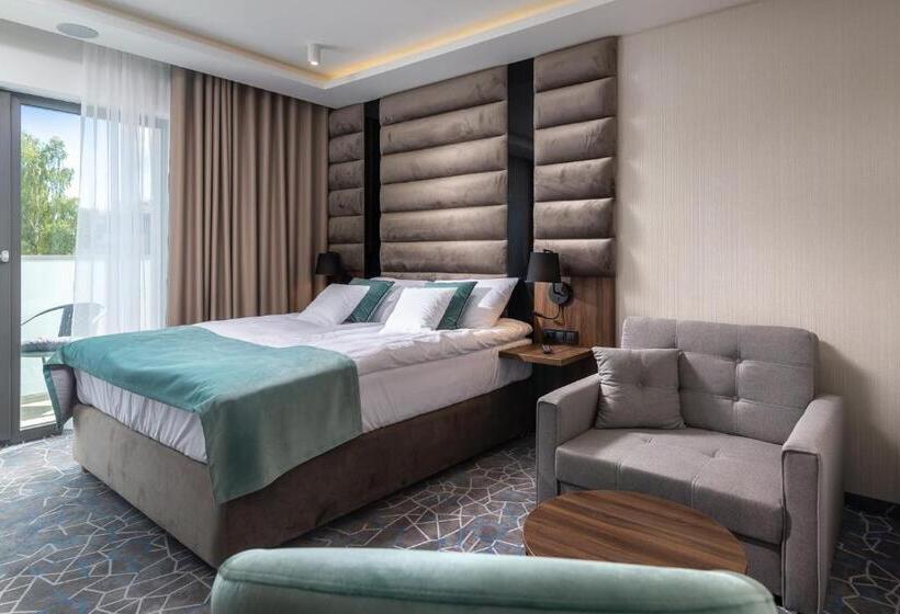 اتاق لوکس سه تخته, Love Sopot Residence