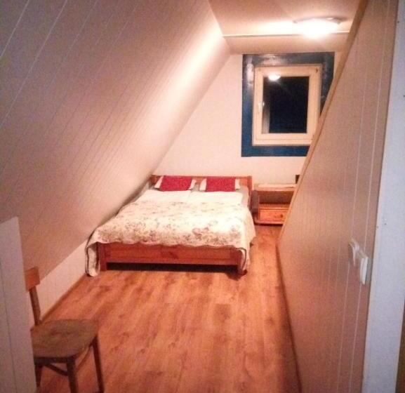 Quarto Estandar Banheiro Compartilhado, Jak Sobie Pościelisz Tak Się Wyśpisz