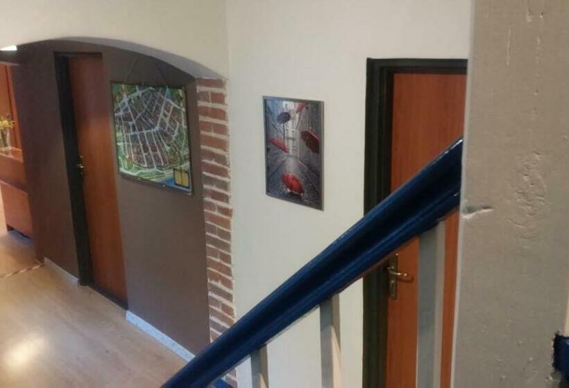 Номер Стандарт Трехместный, Hostel Imbir