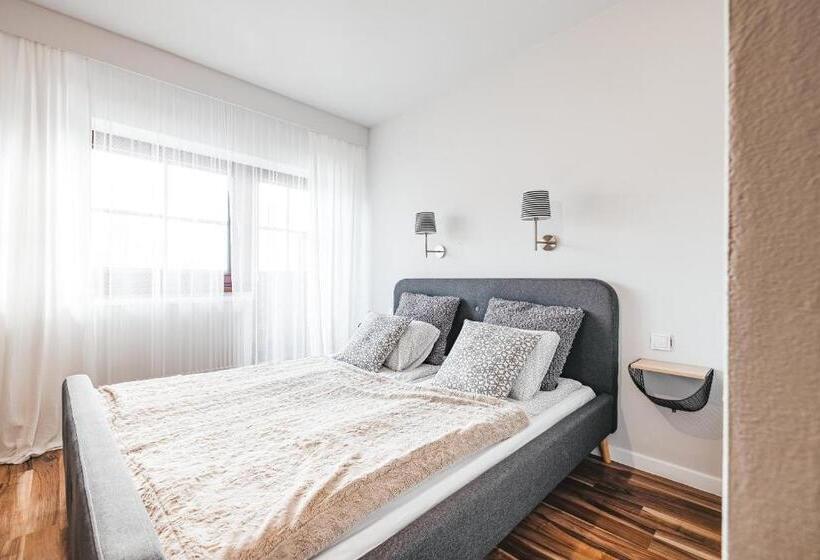Трехместный Номер Стандарт с Балконом, Bystry Comfort